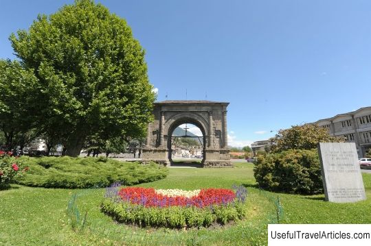 Arch of Augustus (Arco di Augusto) description and photos - Italy: Aosta