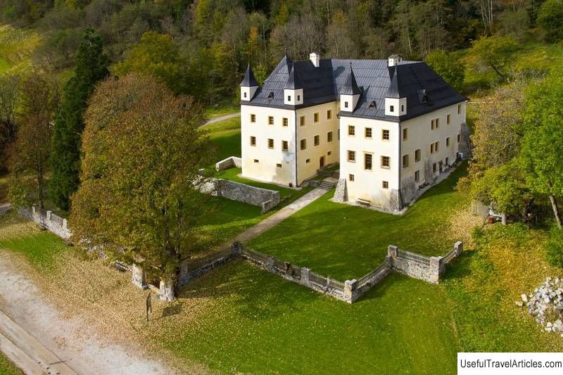 Castle Hoech (Schloss Hoech) description and photos - Austria: Flachau