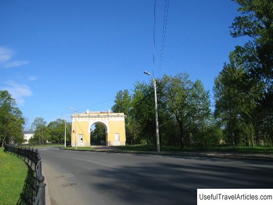 City gate description and photo - Russia - St. Petersburg: Lomonosov (Oranienbaum)