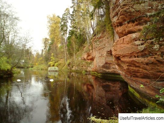 Geological outcrops of the Devonian on the Oredezh river near the village of Yam-Tesovo description and photo - Russia - Leningrad region: Luga district