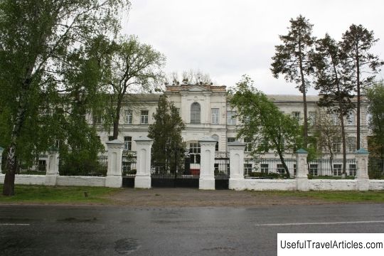 The building of the teachers' seminary in Velikiye Sorochintsy description and photo - Ukraine: Mirgorod