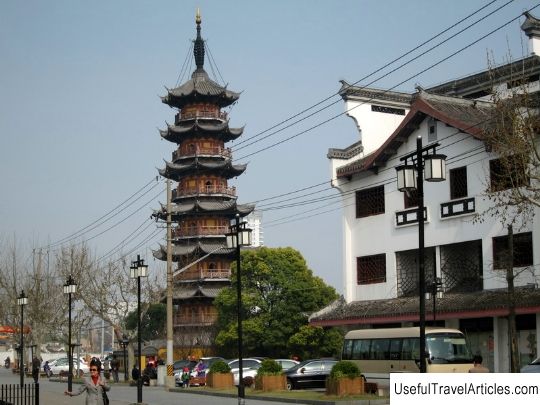 Langhua Pagoda (Longhua Temple) description and photos - China: Shanghai