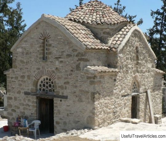Church of the Holy Apostles in Pera Chorio (Agioi Apostoloi Church in Pera Chorio) description and photos - Cyprus: Nicosia