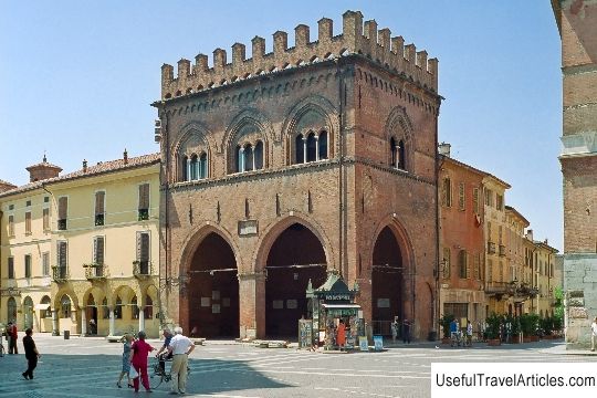 Loggia dei Militi description and photos - Italy: Cremona