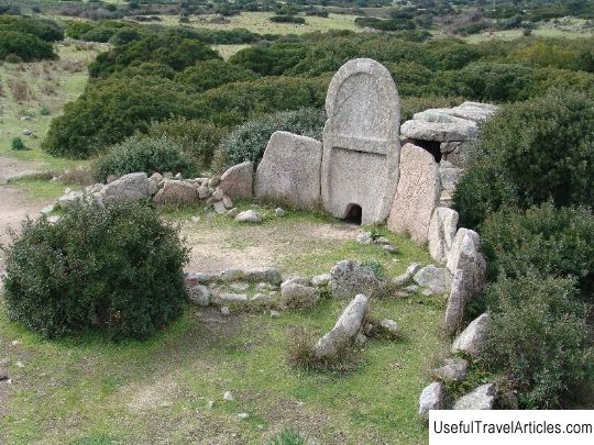 Tomb of the Giants (Tomba dei Giganti) description and photos - Italy: Sardinia Island
