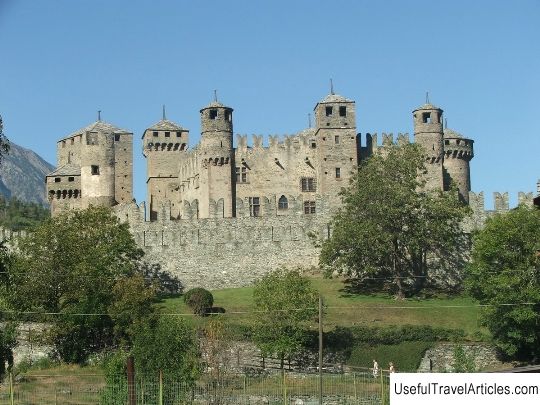 Castello di Fenis description and photos - Italy: Val d'Aosta