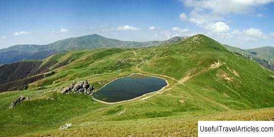 Tsaghkunyats lake description and photos - Armenia: Aghveran