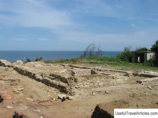 The ruins of the fortress at Cape St. Atanasa description and photo - Bulgaria: Byala
