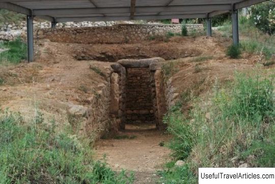 Mycenaean tombs in the village of Dendra (Tombs of Dendra) description and photos - Greece: Argos