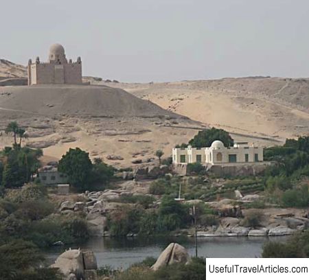 Aga Khan Mausoleuem description and photos - Egypt: Aswan