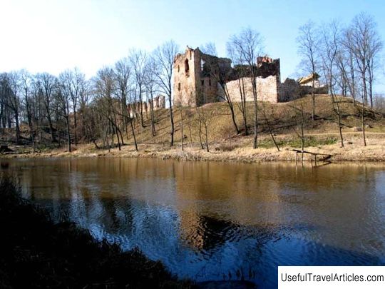Dobele castle (Zemgalu pilskalns un Dobeles pilsdrupas) description and photos - Latvia: Dobele