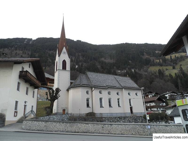 Church of St. Leonard (Pfarrkirche St. Leohard) description and photos - Austria: Finkenberg