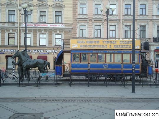 Horse tram monument description and photo - Russia - St. Petersburg: St. Petersburg