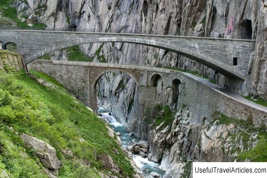 Devil's Bridge (Teufelsbruecke) description and photos - Switzerland: Andermatt