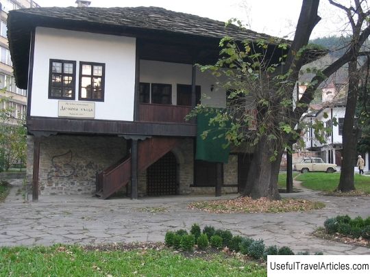 Museum of Gabrovo life ”Dechkova kashta” description and photo - Bulgaria: Gabrovo