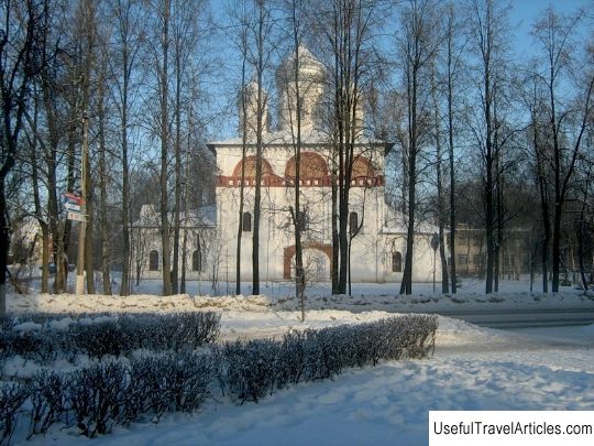 Воскресенский собор Старая Русса исторический цвет