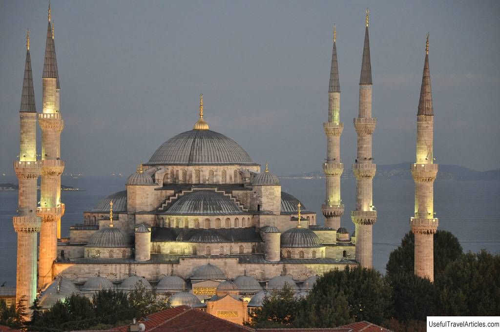 Blue Mosque (Sultan Ahmet Jani Mosque) (Sultan Ahmet Camii) description and photos - Turkey: Istanbul