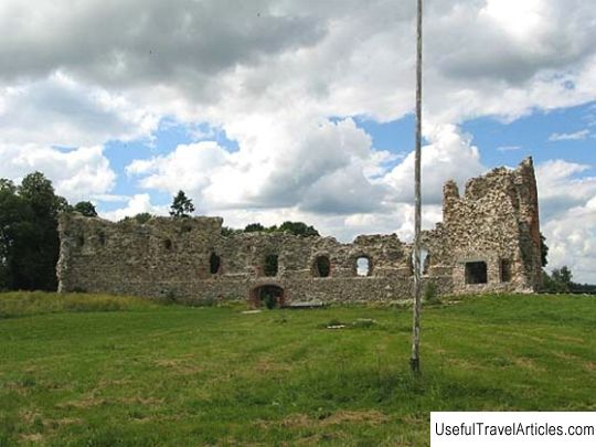 Laiuse ordulinnus castle description and photos - Estonia: Jogeva