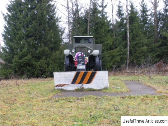 Monument to the car ”ZIS-5” in Podborovye description and photo - Russia - Leningrad region: Boksitogorsky district