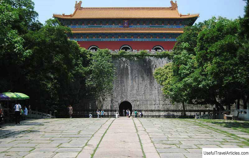 Ming Xiaoling Mausoleum description and photos - China: Nanjing
