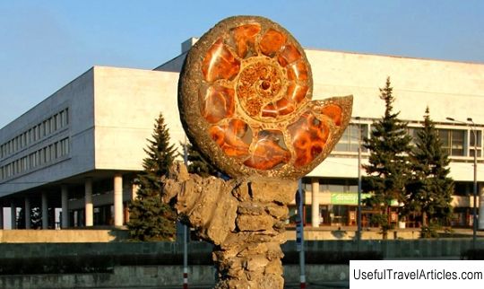 Monument to Volga amber - simbirtsite description and photo - Russia - Volga region: Ulyanovsk