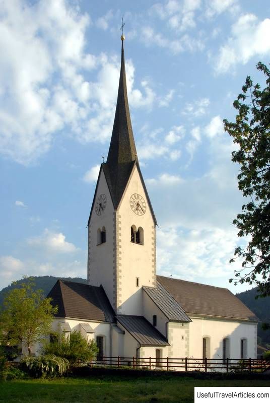 Parish Church of St. Maximillian (Pfarrkirche Treffen) description and photos - Austria: Treffen