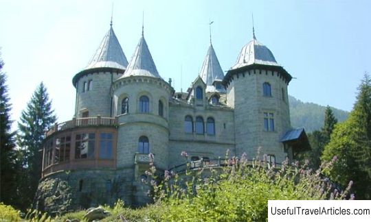 Castello di Savoy description and photos - Italy: Val d'Aosta