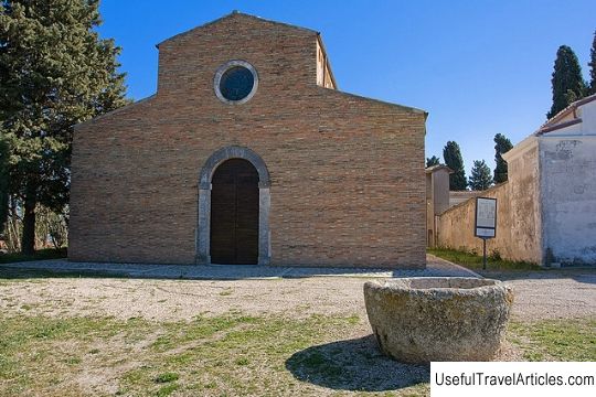 Church of Santa Maria del Lago in Moscufo (Chiesa di Santa Maria del Lago) description and photos - Italy: Pescara
