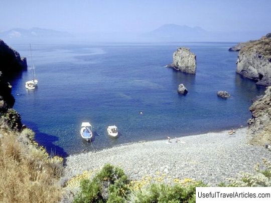 Isola di Salina description and photos - Italy: Lipari (Aeolian) islands