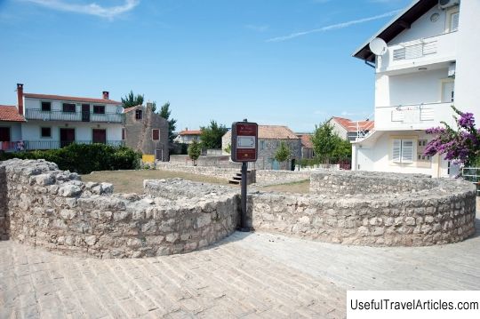 Remains of the Basilica of St. Ioanna (Bazilika Sv Ivana Evangeliste) description and photos - Croatia: Biograd