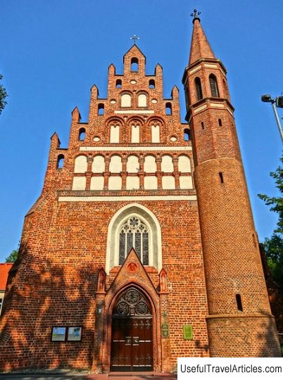 Garrison Church (Kosciol pw. Najswietszej Maryi Panny Krolowej Pokoju) description and photos - Poland: Bydgoszcz