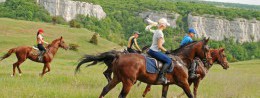 Equestrian tourist equipment. Tips for beginners