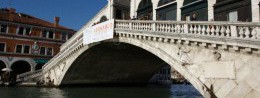 Rialto Bridge in Italy, Venice resort