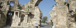 Arched gate in Turkey, Side resort