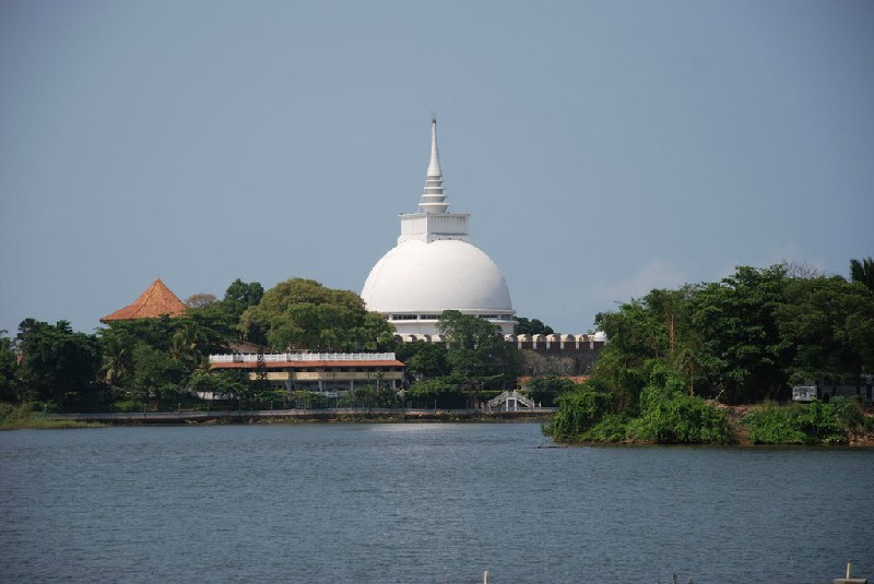 Geography and climate in Kalutara